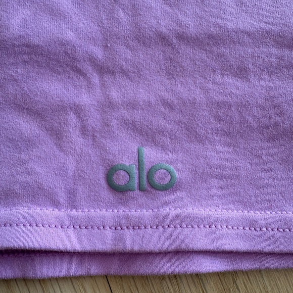 ALO Yoga Pink Lavender Airbrush Set - Picture 8 of 16